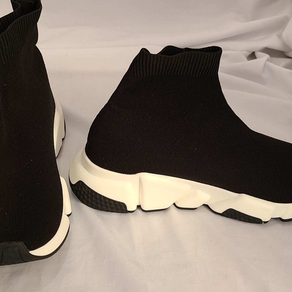 Speed High-Top Sock Sneakers - Picture 4 of 8